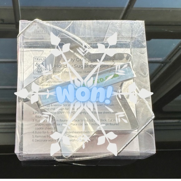 8/31 POSH PARTY LIVE GIVEAWAY! - Picture 4 of 10